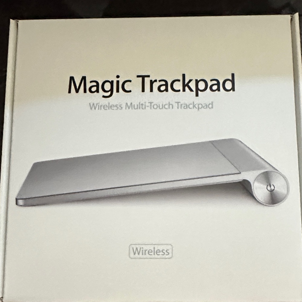 Apple Magic Trackpad - New (older version)